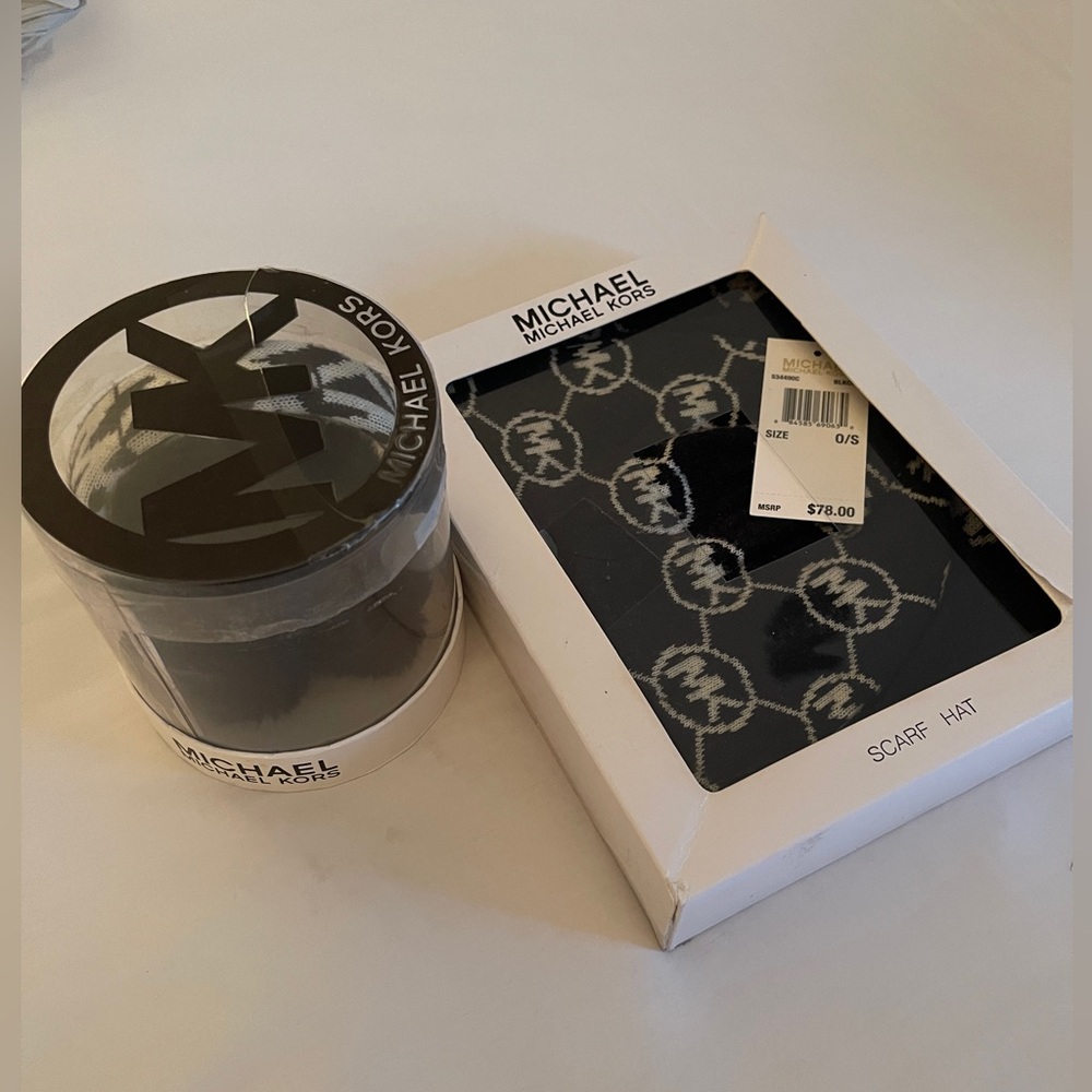 NIB Michael Kors 3-PC Winter Set: Scarf, Beanie & Earmuffs - NWT